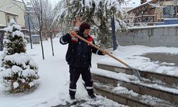 Seydişehir'de karla mücadele sürüyor