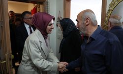 Bakan Göktaş Şehit Polis Yılmaz'ın ailesini ziyaret etti