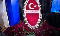 Devlet Bahçeli'den AK Parti kongresine anlamlı hediye