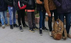 16 düzensiz göçmen yakalandı