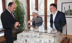 Mescid-i Aksa İmam Hatibi Şeyh İkrime Sabri Başkan Altay’ı ziyaret etti
