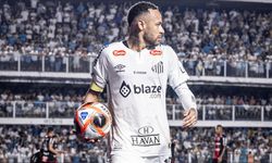 Neymar, Santos formasına kavuştu!