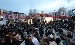 Gazze için ümmet iftarında binlerce Konyalı bir arada
