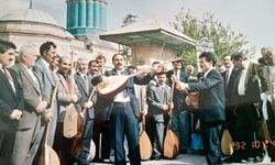 Beş bin yıllık yoldan geldim benden toprak istenir mi?