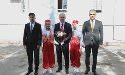 Vali Akın, İlçe ziyaretlerine ara vermeden devam ediyor