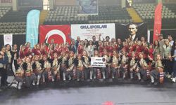 Akşehir Ortaokulu Halk oyunlarında 1’nci oldu