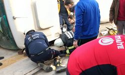 Devrilen beton mikserinin altından kurtarıldı