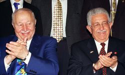 Siyasetin beyefendisi  ve dervişi Recai Kutan