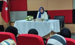 İçindeki anlatı çınarı hikayesiyle birlikte büyüyor!