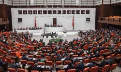 Teklif TBMM'de: Devlet memurluğuna 35 yaş sınırı geliyor