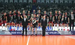 Efeler Ligi'nde şampiyon Ziraat Bankkart