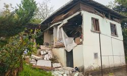 Mutfak tüpü bomba gibi patladı