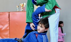 Kuraşta birinci oldu, hedef yükseltti