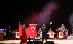 Polis Akademi Bandosu konser verdi