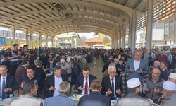 Konyalılar yağmur için ellerini semaya açtı