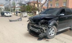 Cip ile otomobil çarpıştı: 2 yaralı