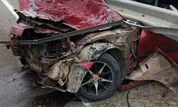 Kontrolde çıkan araç bariyere ok gibi saplandı