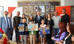Eğitim-İş, öğrencileri ödüllendirdi