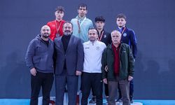 Selçuklu Belediyespor güreşte zirvede!