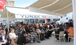 Yunak'ta Başkan Günaltay'la sohbet
