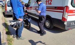 Minibüsle araba çarpıştı: 2 yaralı
