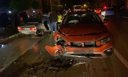 Otomobillerin çarpışmasında 2 yaralı!