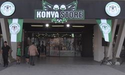 Konyaspor’un Yeni Formaları Taraftarla buluştu
