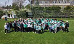 Hayal etti, Başkan gerçekleştirdi: Minikler antrenmanda