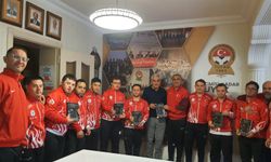 Tarih yazan şampiyonlar TÜFAD’ı ziyaret etti