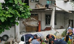 Evin balkonu çöktü, 1 kişi yaralandı