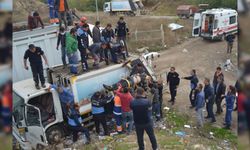 Çöp aracından düşen belediye işçisi hayatını kaybetti