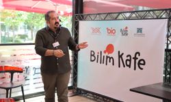 Yapay zeka ele alındı