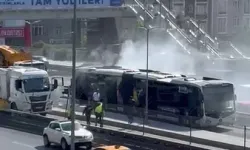 Metrobüste yangın paniği