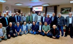 Aydın toplumun vicdanı olmalıdır