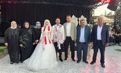 Ceylan ve Özcan ailesinin mutlu günü…