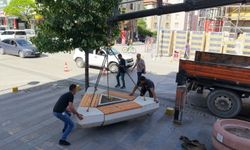 Banklar belediye atölyesinden!