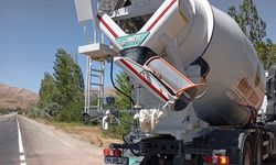 Beton mikserle motosiklet çarpıştı, 1 yaralı