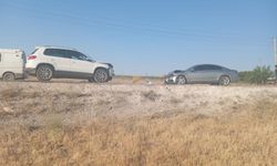 Konya'da otomobiller kafa kafaya çarpıştı: 1 çocuk öldü