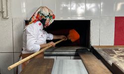Konya'da kadın ustaların elinden etli ekmek lezzeti