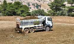 Selçuklu'dan gübre makinesinde çiftçiye destek!