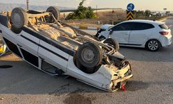 Kavşakta can pazarı: 3 kişi yaralandı