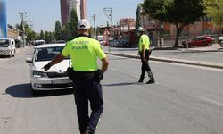 Konya'da trafiği birbirine katan sürücüye ceza yağdı