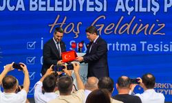 Bakan Tunç'tan demokrasi ve hizmet vurgusu