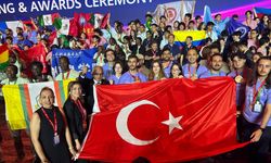 Çin'deki dev arenada Türk bayrağı dalgalandı!