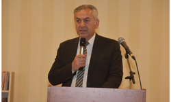 Ortaokul öğrencileri yıl boyunca okudukları kitapları sahneye taşıdılar