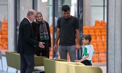 Geleceğin şampiyonları burada yetişiyor: Pekyatırmacı tesisi ziyaret etti