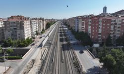 Konya'nın ulaşım projesinde ezber bozan adım: Rayların kenarı özel malzemeyle kapatılıyor
