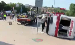 İstanbul'da korkutan kaza: Görev yolundaki ambulans ile motosiklet çarpıştı
