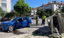 Konya’da feci kavşak kazası: 3 kişi hastanelik oldu