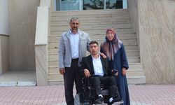 Karapınar’da imkansızı başaran Mehmet Emin Uzer diplomasını aldı